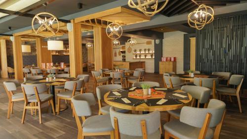 DIT Evrika Beach Club Hotel