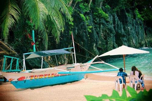 Turtle Cove Island Resort