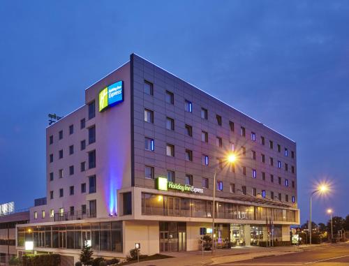 Holiday Inn Express Lisbon  Alfragide