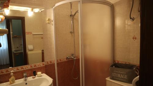 Apartments Ines Komel