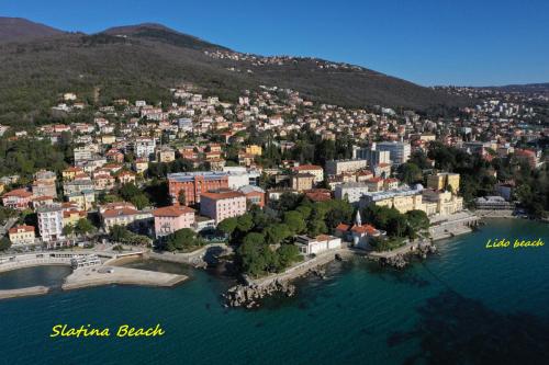 Apartments Ines Komel