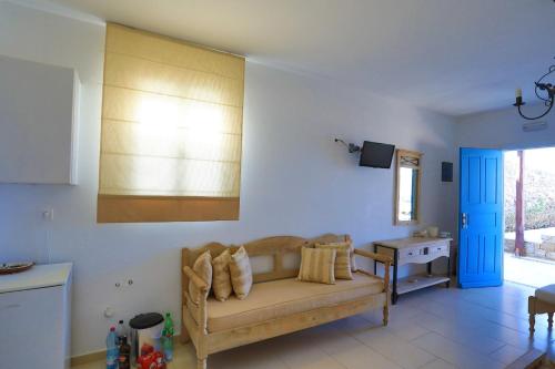 Maganos Apartments