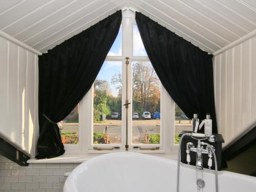 Hotel Suites Wilma J