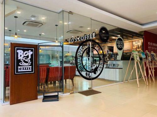 Bamboo Bay Condominium near UC Med & Chong Hua Hospital, CDU School, SM Mall, Ayala Mall and IT Park - studio condo unit