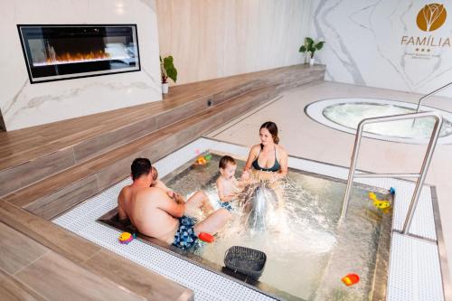 Apartment Building Família