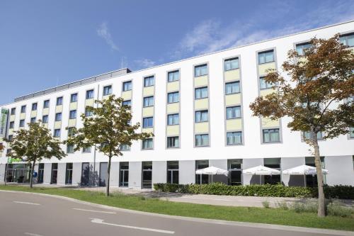 Holiday Inn Express Augsburg