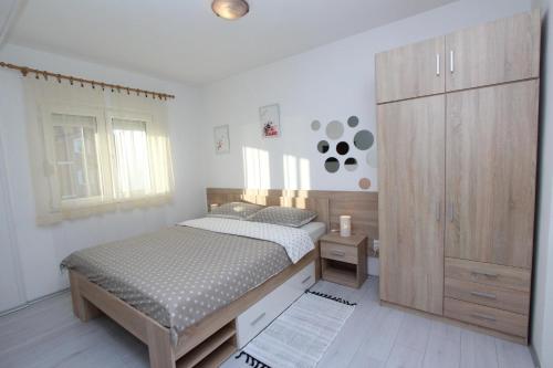 Apartments And Room Eva