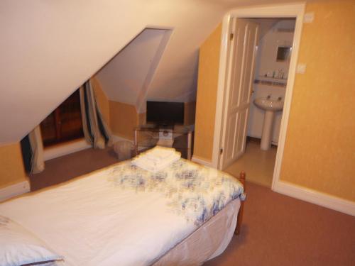 The Rowton Poplars Hotel