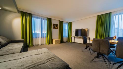 A & M Hotel