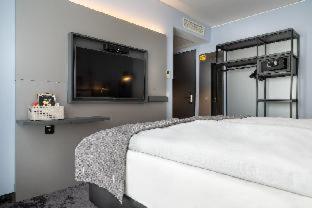 Holiday Inn - the niu, Charly Frankfurt City