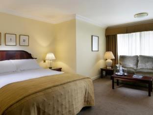 Macdonald Alveston Manor Hotel