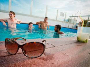 Oasis Backpackers' Palace Sevilla
