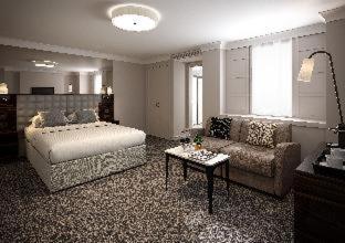 Strand Palace Hotel