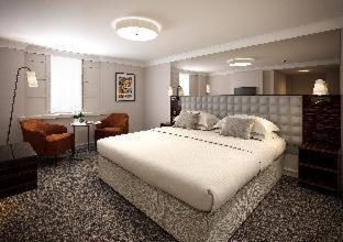 Strand Palace Hotel