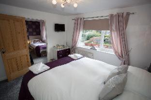 Holly Lodge Guest House