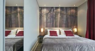 The Queen's Gate Hotel