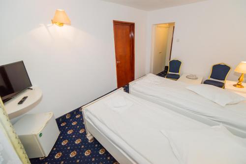 Hotel Cetate Imparatul Romanilor