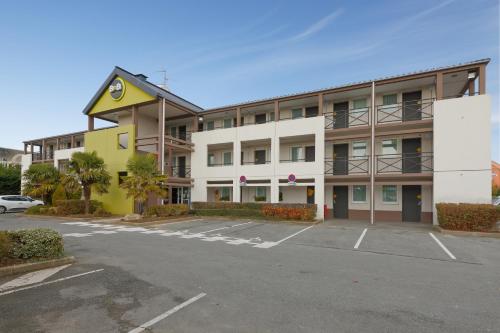 B&B Hôtel Lens Noyelles Godault