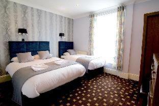 Mentone Hotel