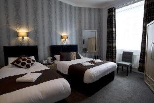 Mentone Hotel