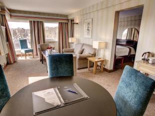 Stormont Hotel
