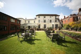 The Winchester Royal Hotel