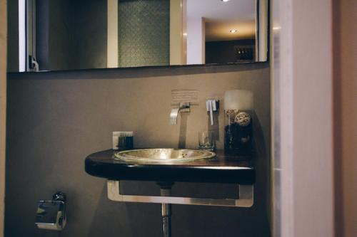 Sally Port City Pads