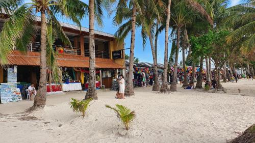 Bamboo Beach Resort & Restaurant