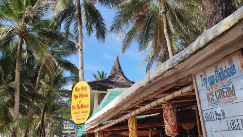 Nigi Nigi Nu Noos & Nu Nu Noos Beach Resort