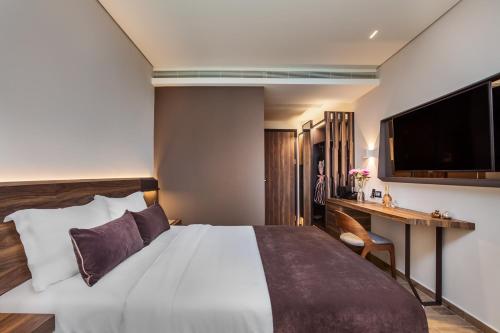 Ad Imperial Plus Hotel
