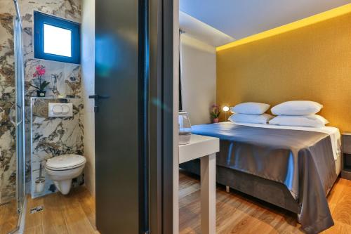 Hotel M