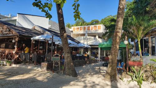 Surfside Boracay Resort & Spa