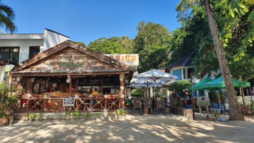 Surfside Boracay Resort & Spa