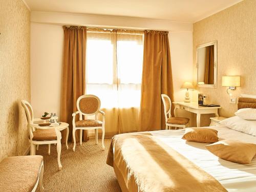 Continental Forum Tîrgu Mures