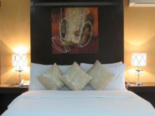Oyster Plaza Hotel
