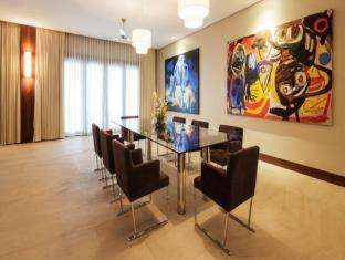 Under The Stars Luxury Apartments