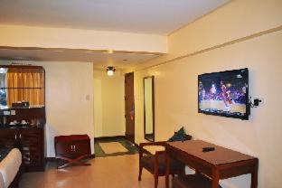 Golden Phoenix Hotel Boracay