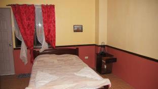 MB's Garden Inn