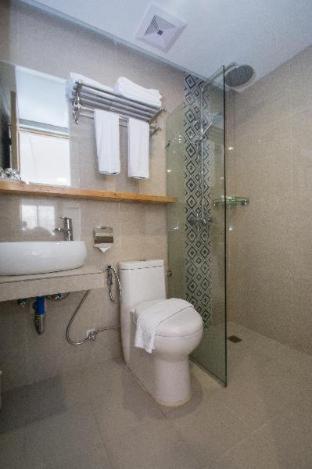 IL Mare Sakura Resort Boracay