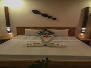 Floral Villarosa Hotel