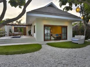 Sumilon Bluewater Island Resort