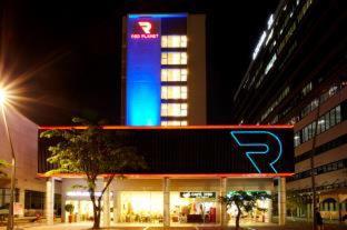 Red Planet Aseana City