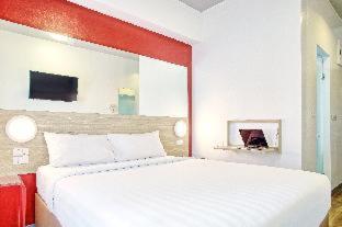 Red Planet Aseana City