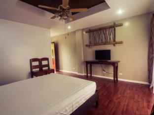 Oasis Resort and Spa