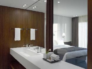 The Met Hotel