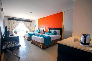 Thunderbird Resort Poro Point