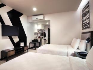 Summit Hotel Magnolia