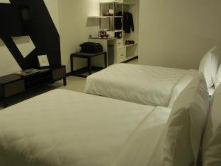 Summit Hotel Magnolia