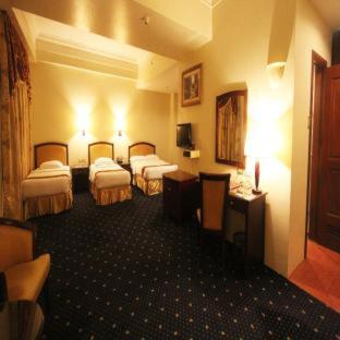 Sarrosa International Hotel and Residential Suites