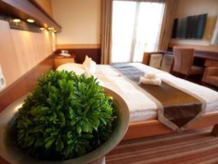 Xavin Hotel